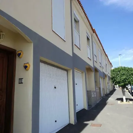Apartment Cardones